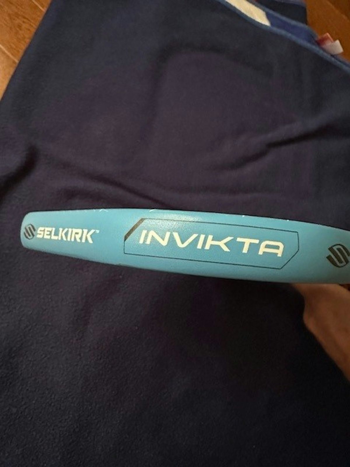 Selkirk LUXX Control Air - Invikta