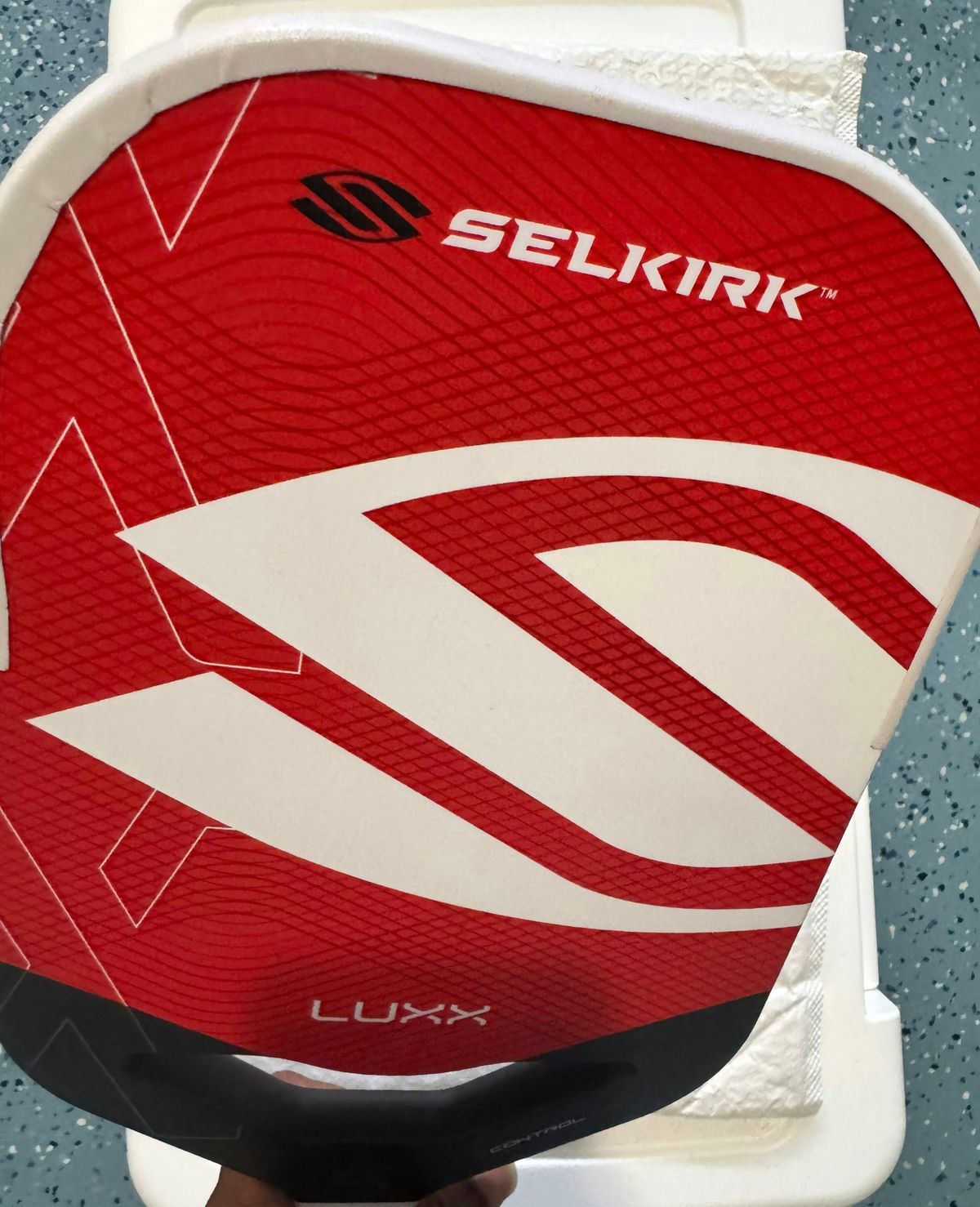 Selkirk LUXX Control Air with InfiniGrit - Invikta