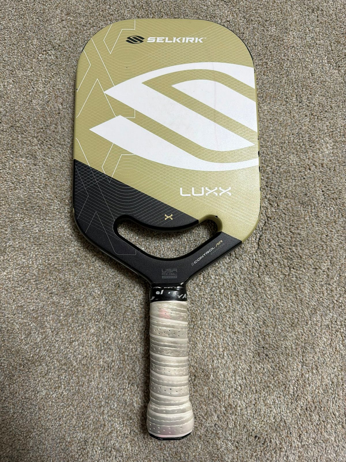 Selkirk LUXX Control Air - Invikta