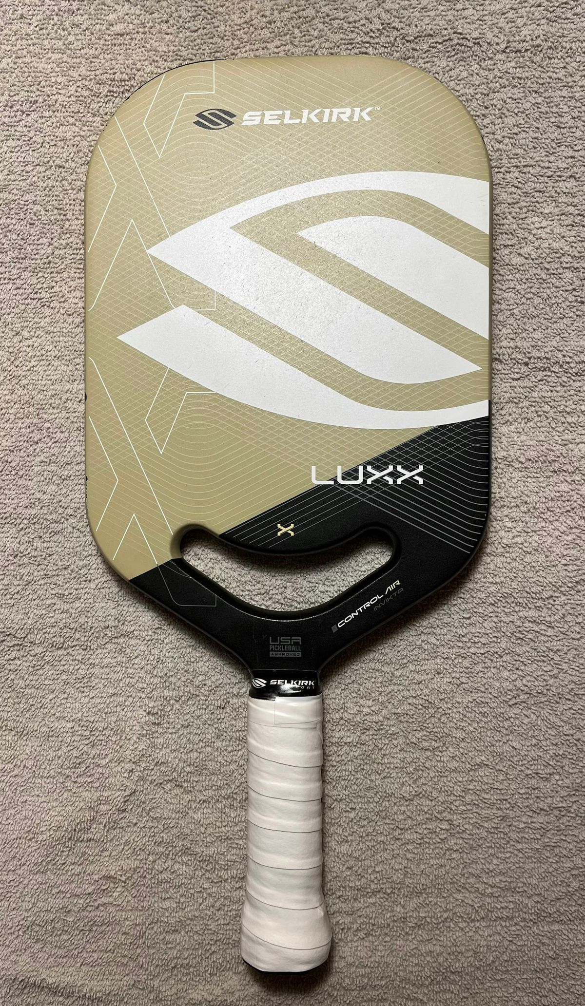 Selkirk LUXX Control Air - Invikta